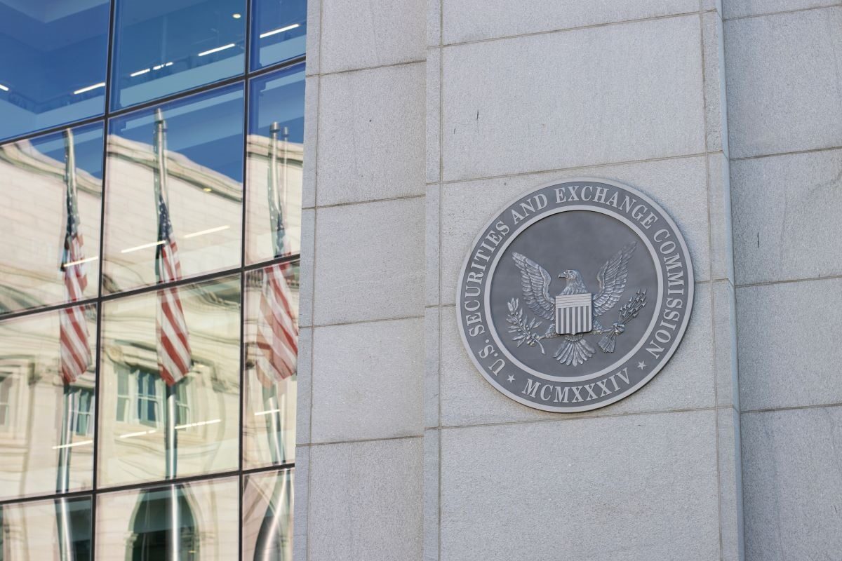 SEC Withdraws 14 Rulemaking Proposals, Including Rule 14a-8 Amendments